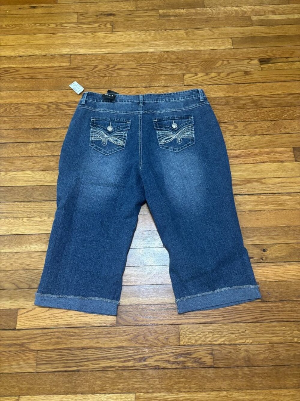 Roz & Ali Dressbarn Womens Capri Jeans Plus Sz 18W Blue Stretch Denim Pants NWT - Picture 9 of 9